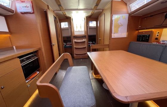 Dufour 430 Sweet