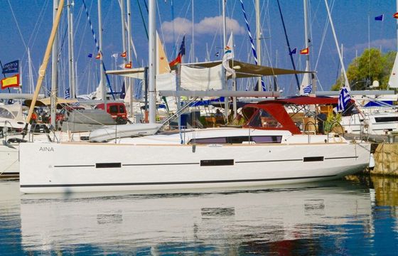 Dufour 412 Aina