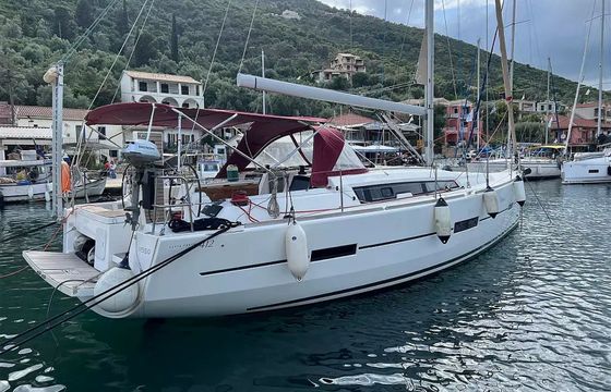Dufour 412 Aina