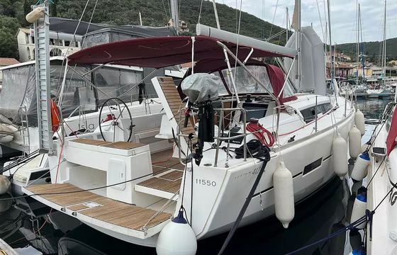 Dufour 412 Aina