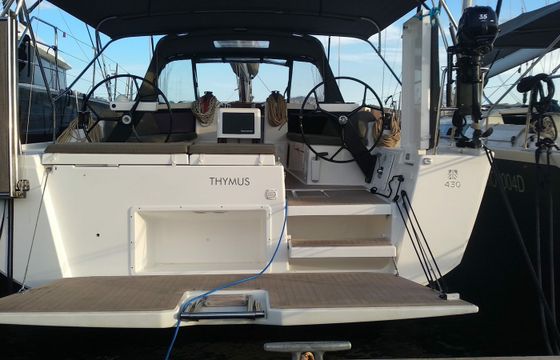 Dufour 430 Thymus