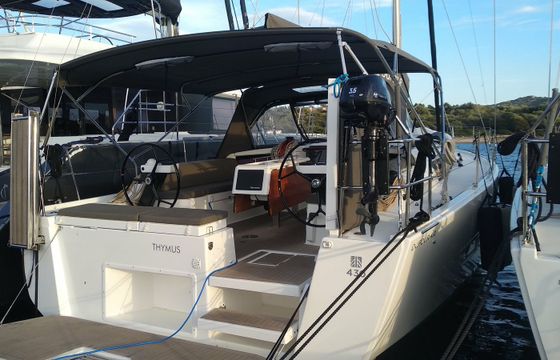 Dufour 430 Thymus