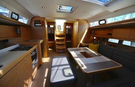 Dufour 460 GL Divina