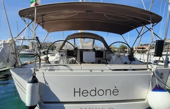 Dufour 412 Hedone