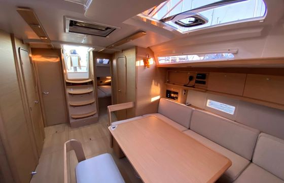 Dufour 430 Blue Moon 1