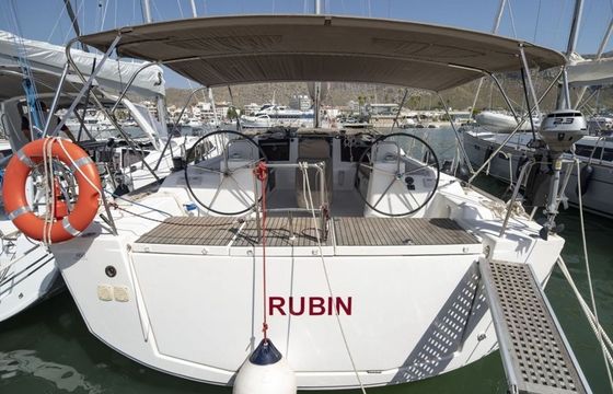 Dufour 460 GL Rubin
