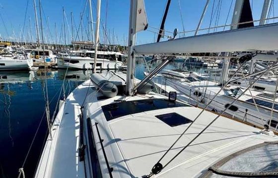 Dufour 470 Icarus