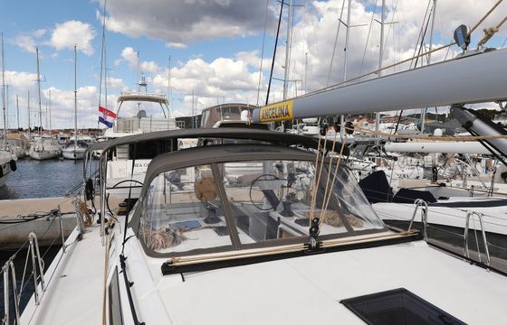 Dufour 470 Nausea