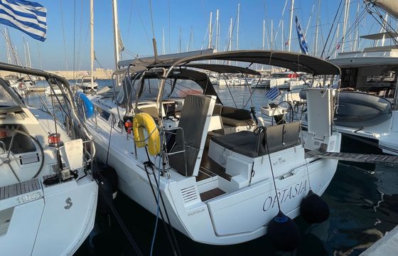 Dufour 470 Optasia
