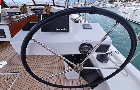 Dufour 470 Piano