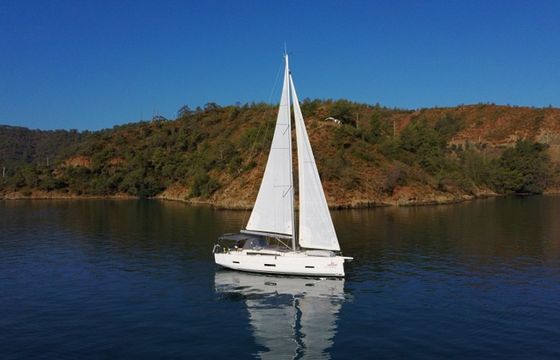 Dufour 430 Kummsal