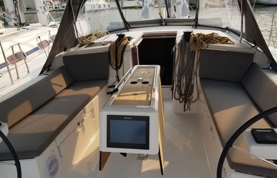 Dufour 430 Kummsal