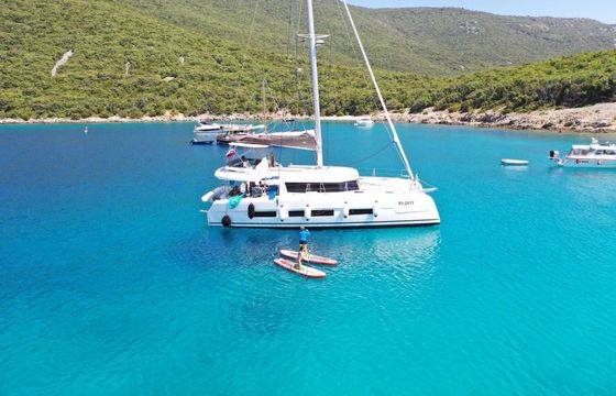 Dufour 48 Catamarino