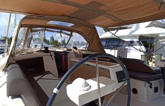 Dufour 430 Sunny Mango