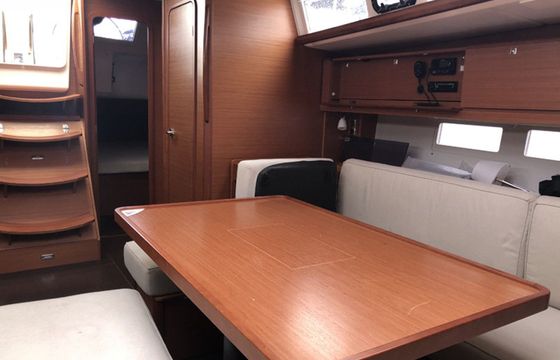 Dufour 460 GL Panther