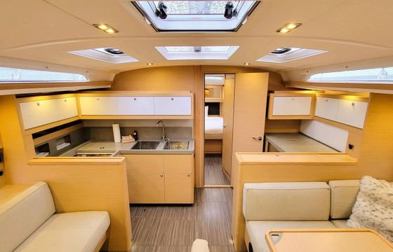 Dufour 470 Unity