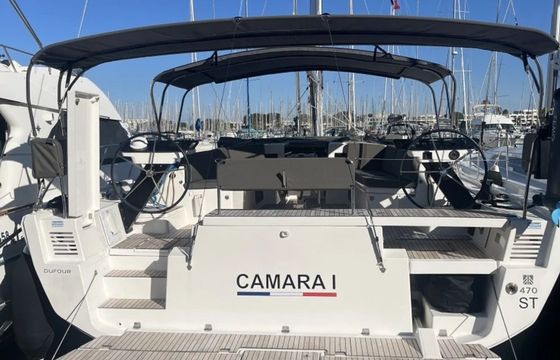 Dufour 470 Camara 1
