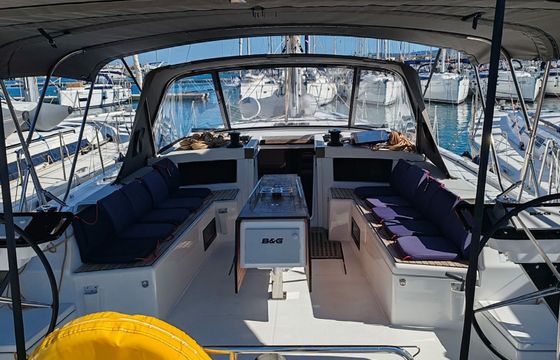 Dufour 530 Dreamweaver
