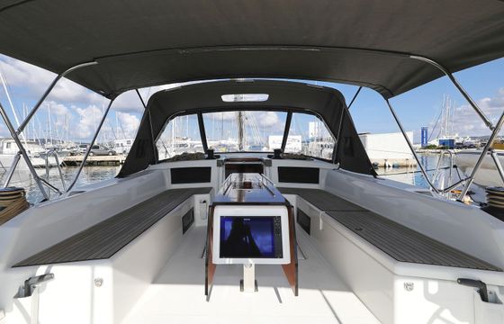 Dufour 530 Dreamweaver