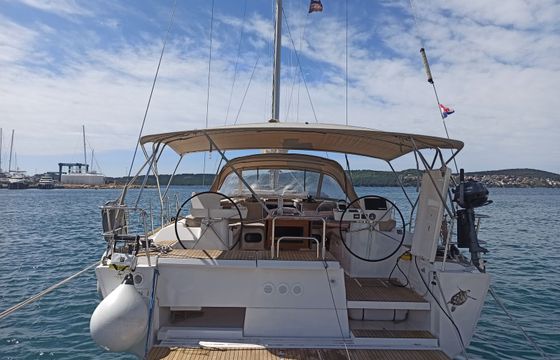 Dufour 520 GL Losinj