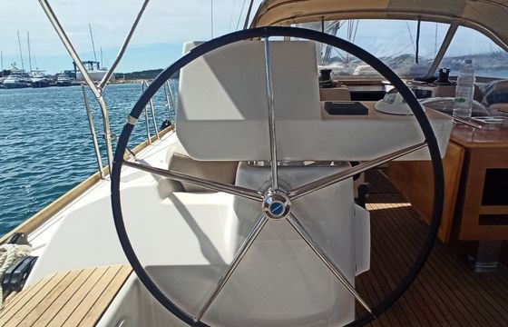 Dufour 520 GL Losinj