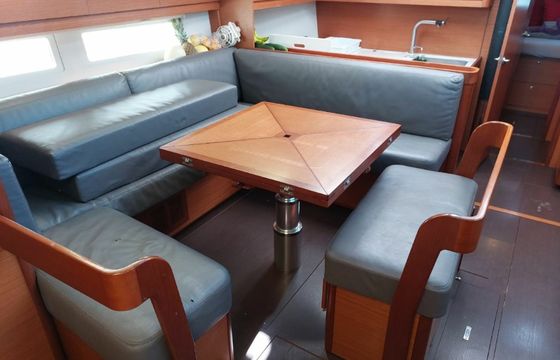 Dufour 520 GL Losinj