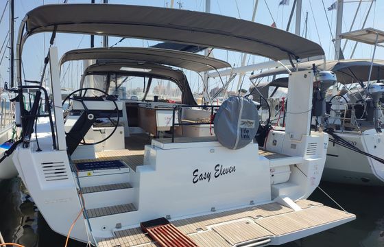 Dufour 470 Easy Eleven