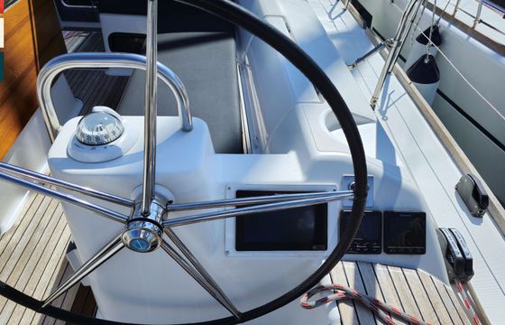 Dufour 512 Legato