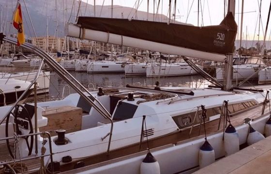 Dufour 520 GL Mar de Ardora
