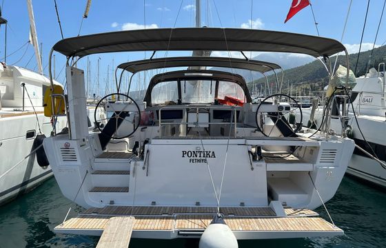 Dufour 470 Pontika