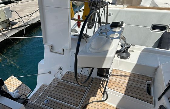 Dufour 470 Pontika