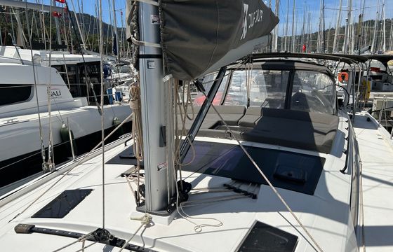 Dufour 470 Pontika