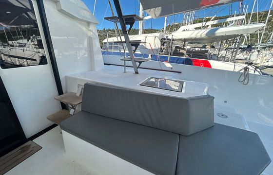 Dufour 48 Cat