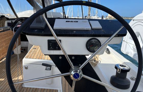 Dufour 470 Dione