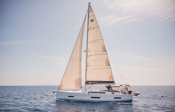Dufour 530 Venus