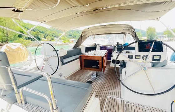 Dufour 520 GL Vanga