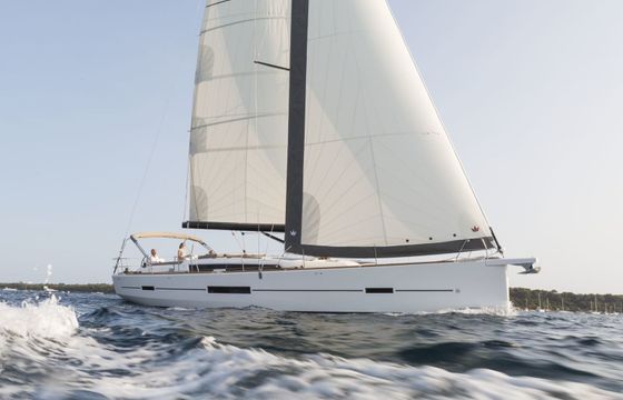 Dufour 520 GL Warriors Tale