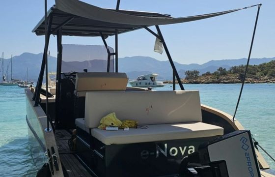E-Soleboat E.Sole 750 e-Nova