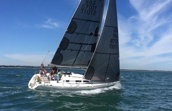 Elan 31 Red Kite