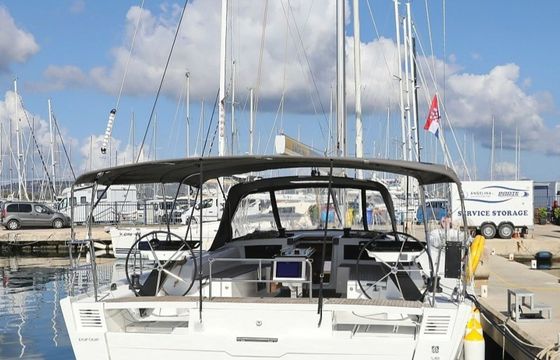 Dufour 530 Graceful Dancer