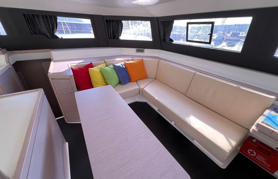 Dufour 48 Uma