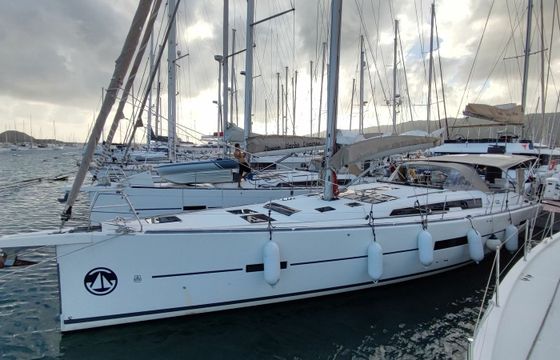 Dufour 520 GL Braque