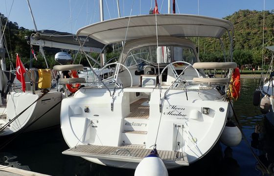 Elan 444 Moon Shadow