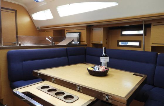 Elan 444 Moon Shadow