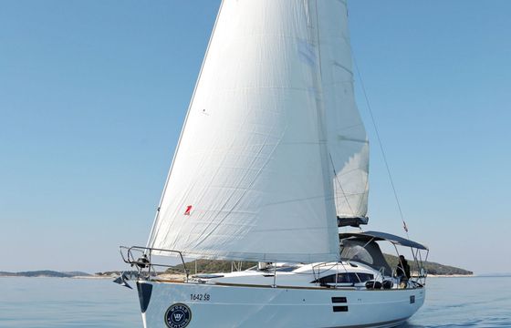Elan 40 Hulk