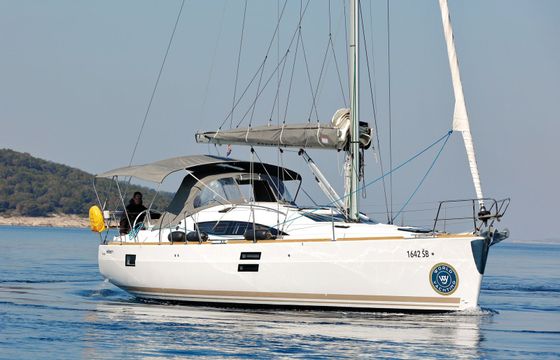 Elan 40 Hulk