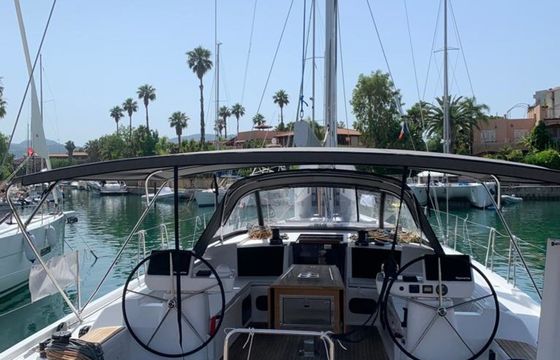 Dufour 56 Euphoria Planet