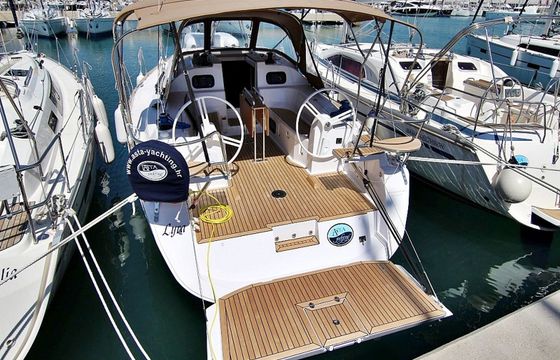 Elan 40 Lyra