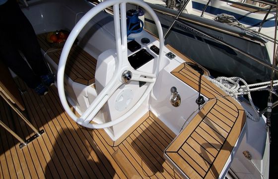 Elan 40 Lyra