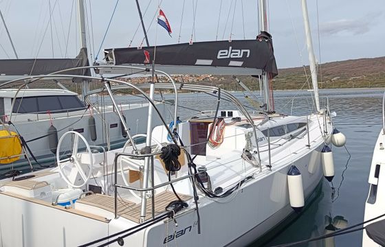 Elan E4 Lipa